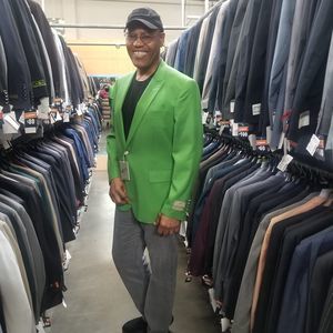 Meet your Posher, Larry